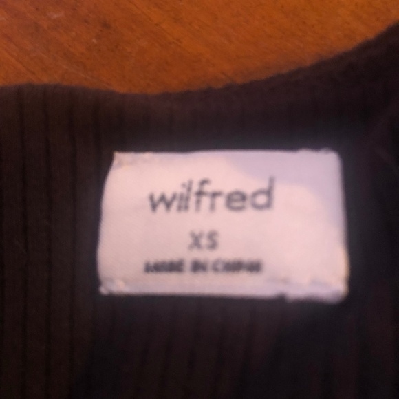 Wilfred size exsmall halter top, black, double lined, rarely worn - Picture 5 of 6